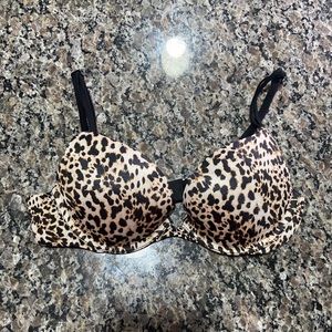 Victoria’s Secret Very Sexy Push-up bra 32B